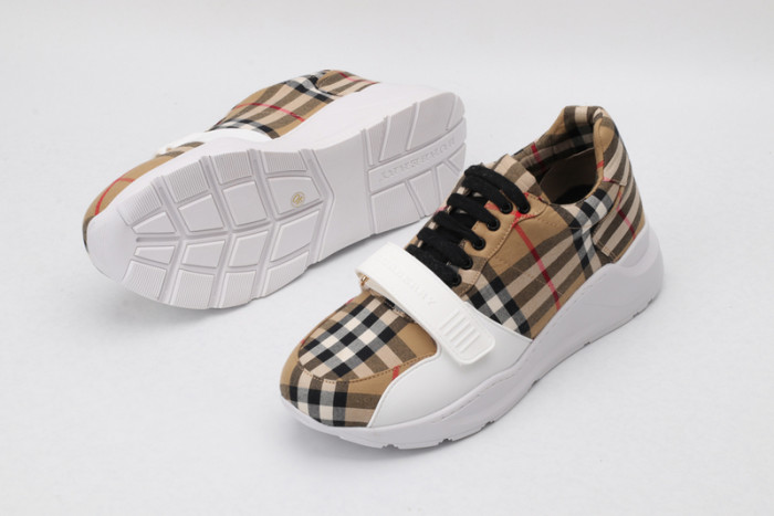 BUBERY SNEAKER