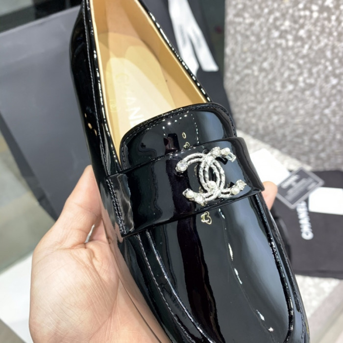 chan loafer