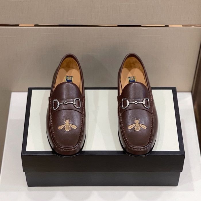 guc loafer