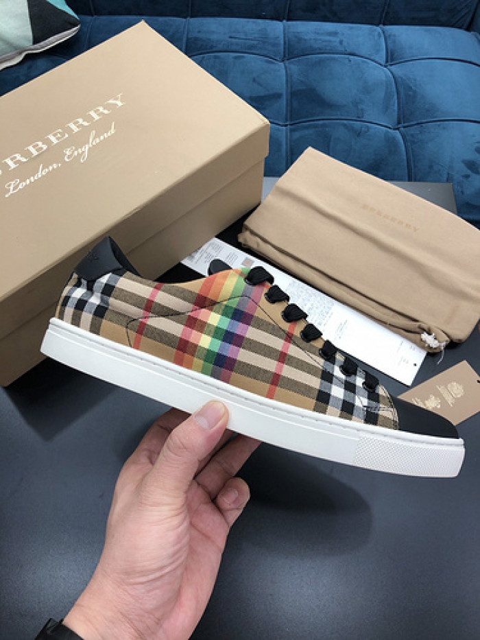 BUBERY SNEAKER