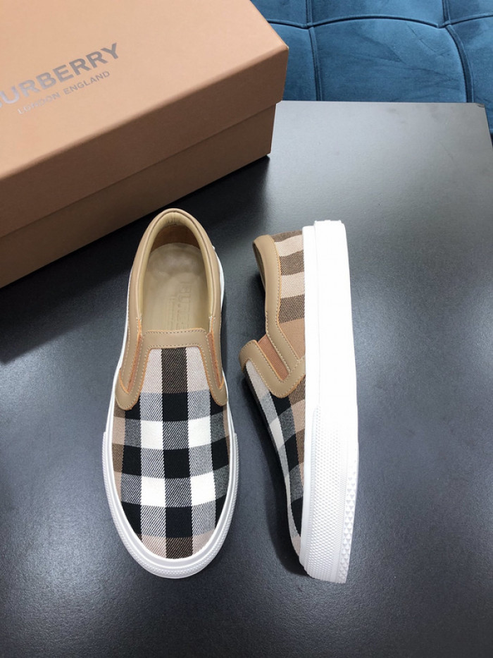 BUBERY SNEAKER
