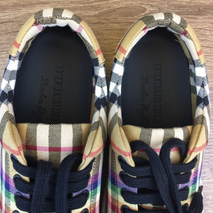 BUBERY SNEAKER