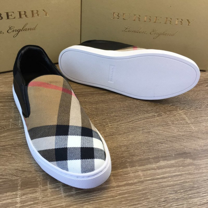 BUBERY SNEAKER