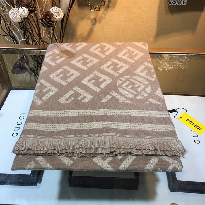 F**di scarf