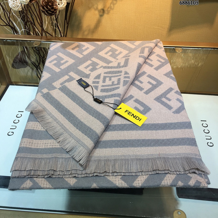 F**di scarf